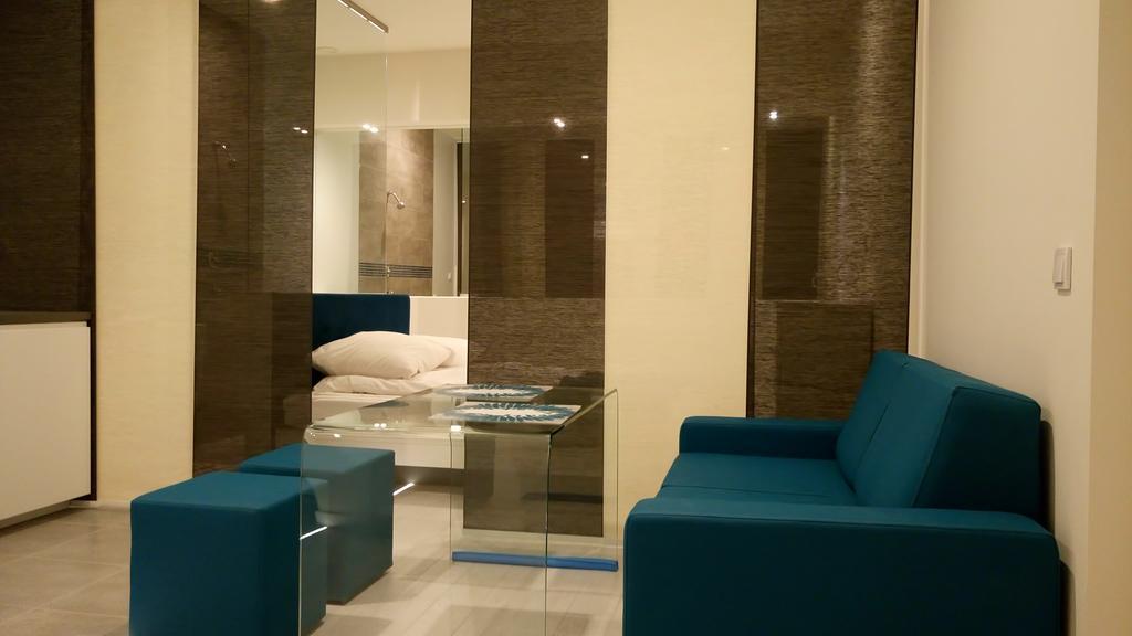 Mirror Apartments Cracovie Extérieur photo