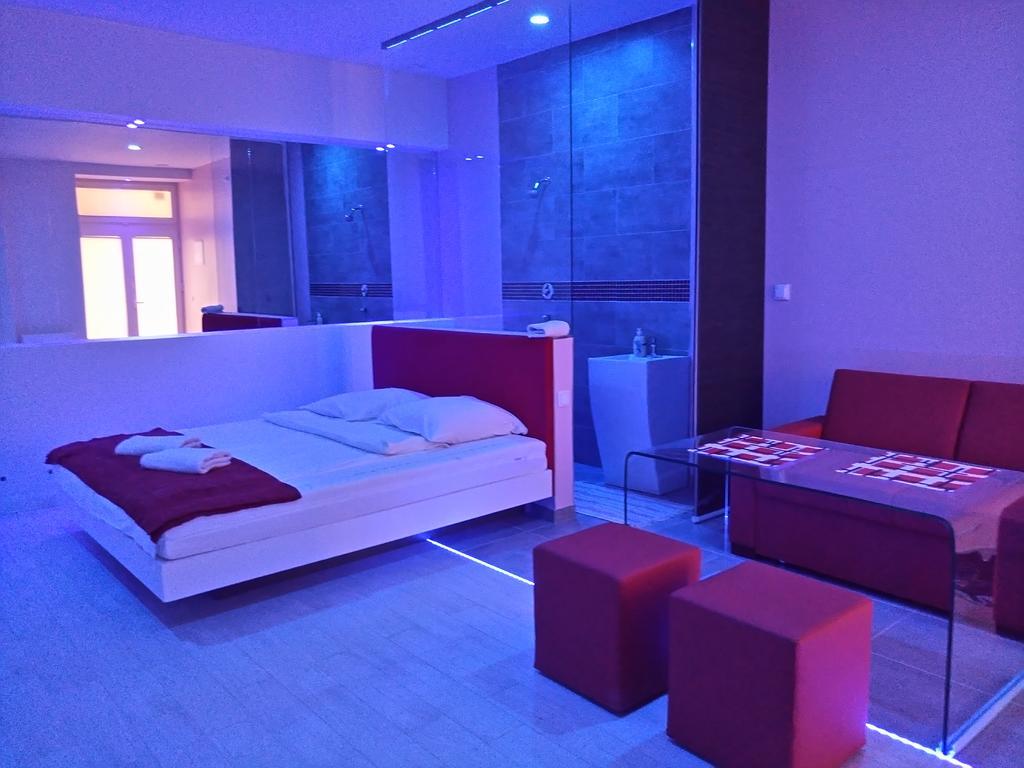 Mirror Apartments Cracovie Extérieur photo