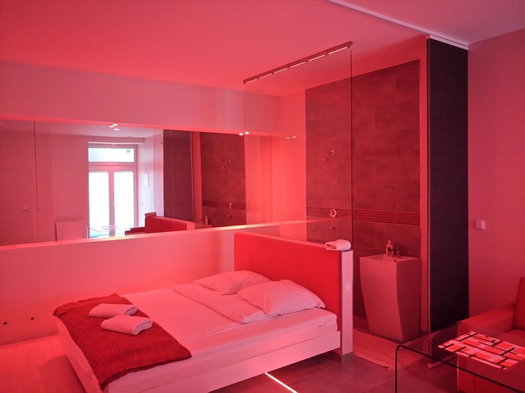 Mirror Apartments Cracovie Extérieur photo