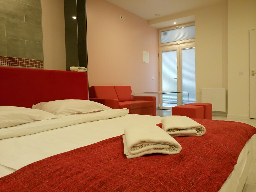 Mirror Apartments Cracovie Extérieur photo
